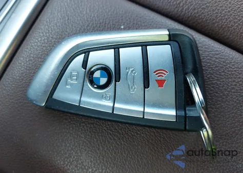 2021 BMW X5 Phev xDrive45E from USA, damaged, VIN 5UXTA6C04M9D91472